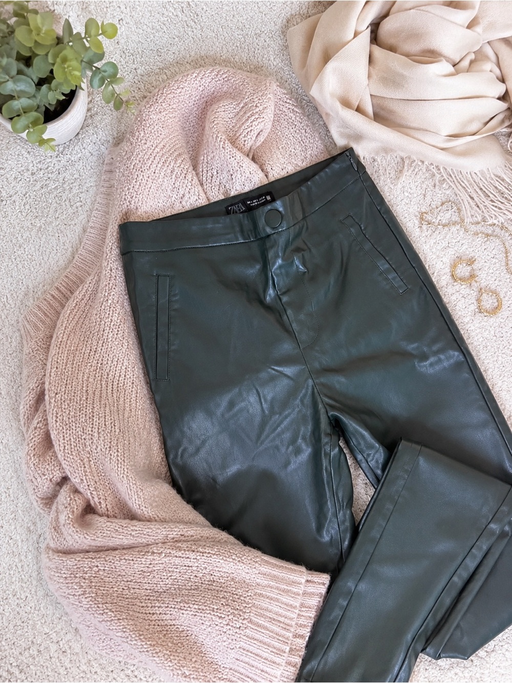 Zara Faux Leather Pants Olive Green High Rise Slim Leg Women’s Small